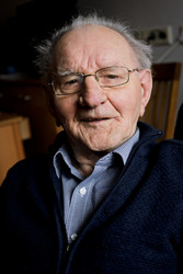 Groeten uit Laverhof: Bert van Uden (85)